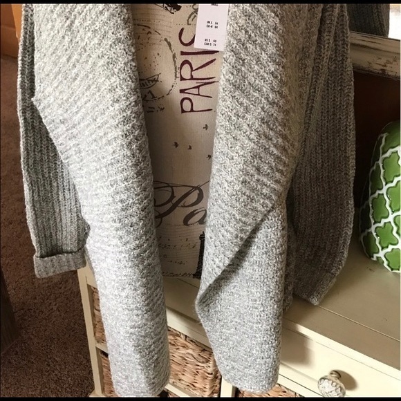 NWT Blanket Wrap Cardigan Sweater Small - Picture 7 of 8